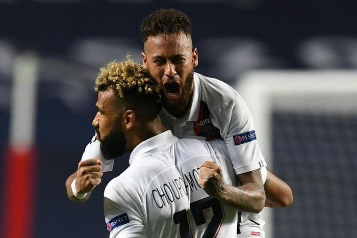 Eric Choupo-Moting celebrates with Neymar after scoring Paris Saint-Germain's winner against Atalanta in their Champions League quarter-final in Lisbon