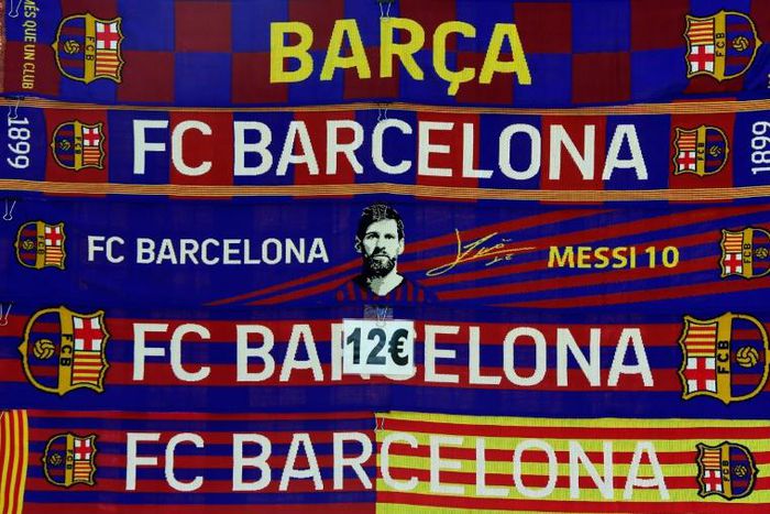 Lionel Messi informed Barcelona coaches he was not going to turn up to training on Wednesday, according to Barcelona's newly-appointed sporting director Ramon Planes