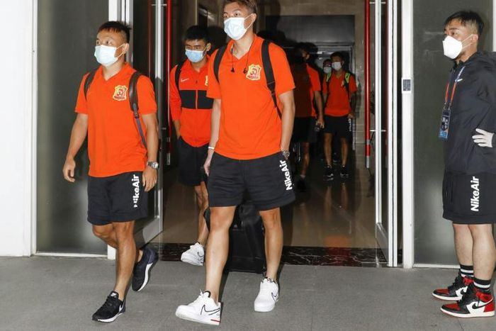 Players and coaching staff from Wuhan Zall arrived in Suzhou at the weekend ahead of the new season