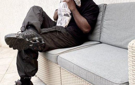 Sarkodie and son