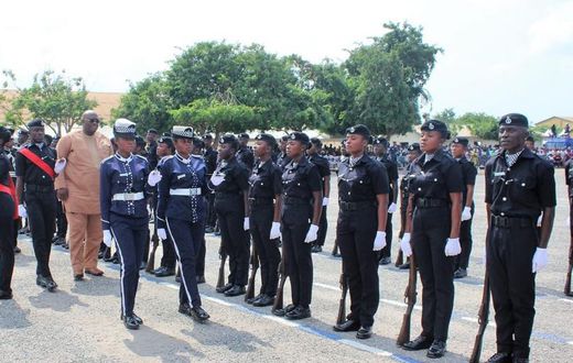 Government targeting 800 police officers to protect MPs