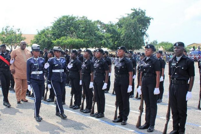 Government targeting 800 police officers to protect MPs