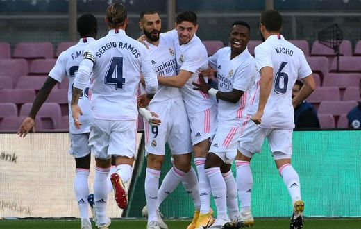 What crisis? Real Madrid emerged victorious in the Clasico to ease the pressure on coach Zinedine Zidane