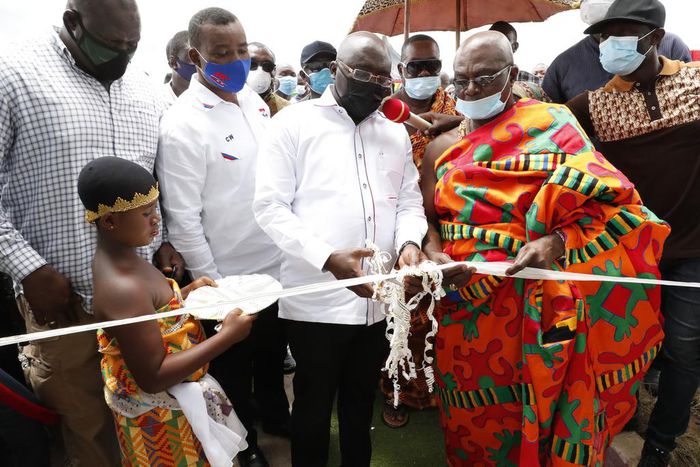 Bawumia Commissions 1,000 tonne warehouse at Asaam