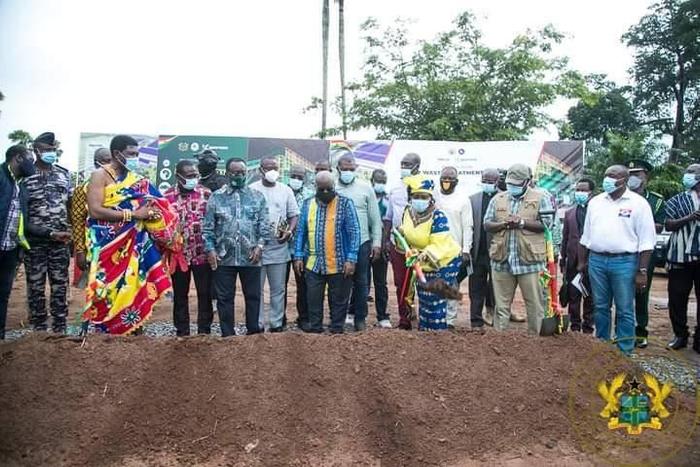 Nana Addo in Tuobodom