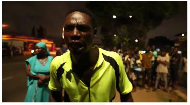 Bus conductor commits suicide with orange seller’s knife at 37 bus stop (photos)