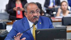 Public official caught with COVID-19 cash hidden “in his underwear and between his buttocks”