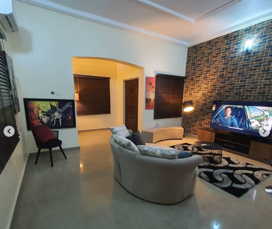 Emmanuella builds house for her mum