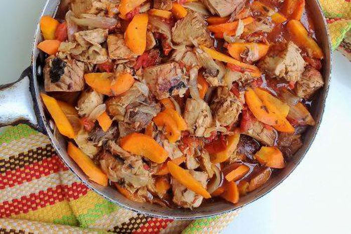 Tuna cabbage stew