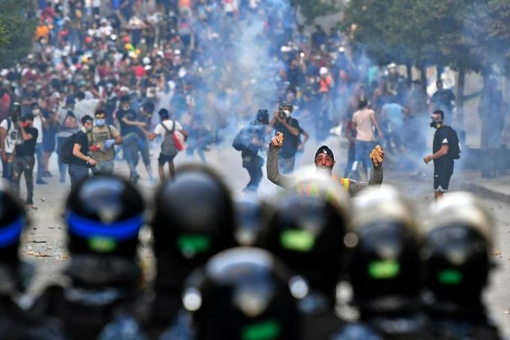 But the protesters who have scuffled with the security forces near parliament face a political elite that has been entrenched since Lebanon's 1975-90 civil war