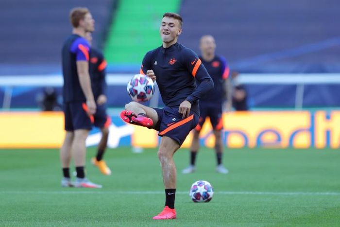 Czech forward Patrik Schick, who spent last season on loan at RB Leipzig, is set to join Bayer Leverkusen from AS Roma