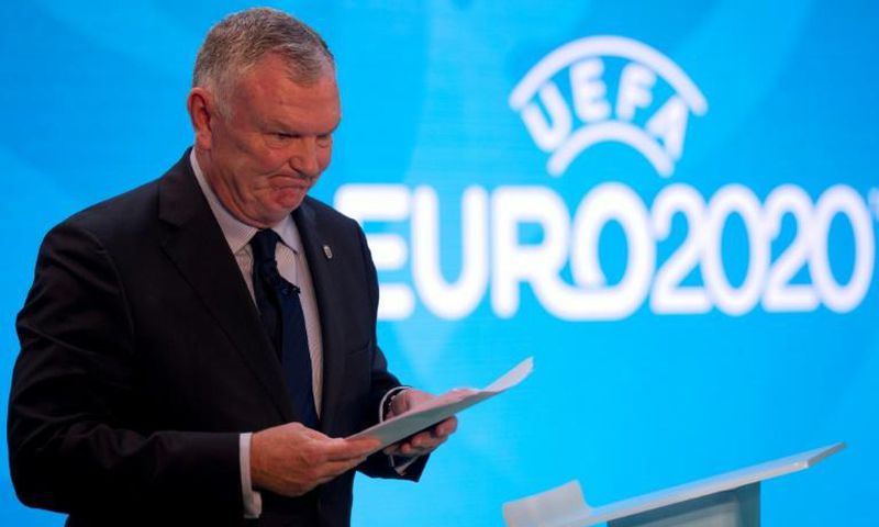 Former English Football Association chairman Greg Clarke has resigned from his role as a FIFA vice-president