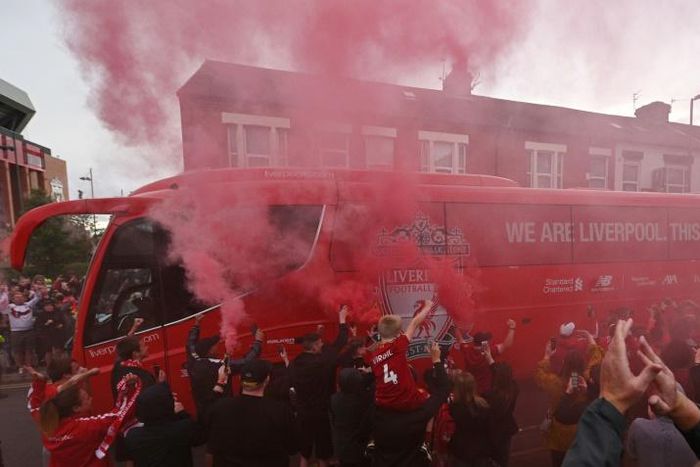 Liverpool fans gathered outside Anfield to welcome their side before kick-off