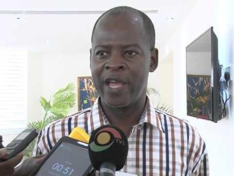 Dr Steve Manteaw