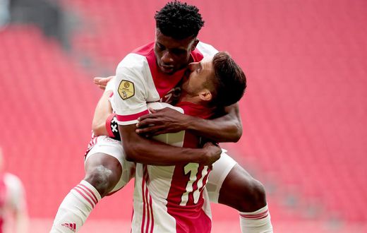 Kudus Mohammed scores first goal for Ajax in win against Heerenveen