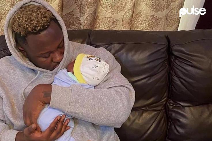 Medikal & Fella welcome baby Island