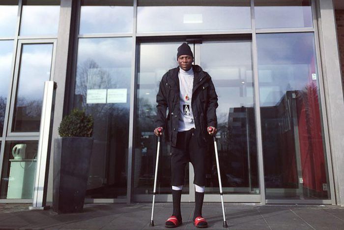 Stonebwoy marks 2 years of knee surgery with powerful message