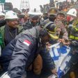 More than 1,000 employees had staged a demonstration at the main entrance to the mine