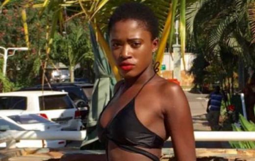 Fella Makafui in bikini