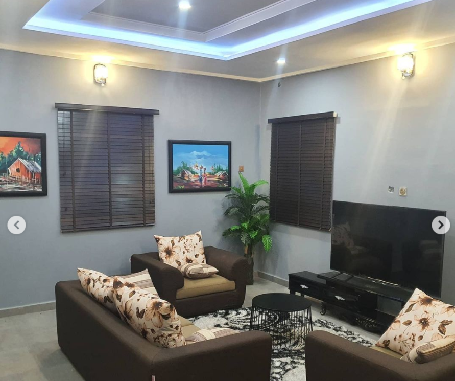 Emmanuella builds house for her mum