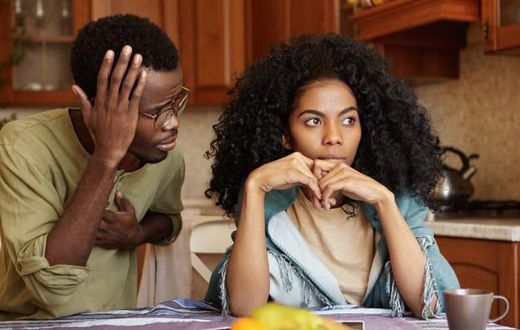 Ladies, here are 5 ways to turn a stingy boyfriend around
