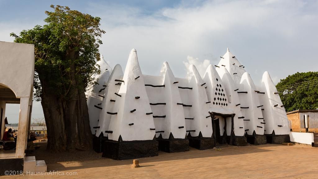 Larabanga mosque