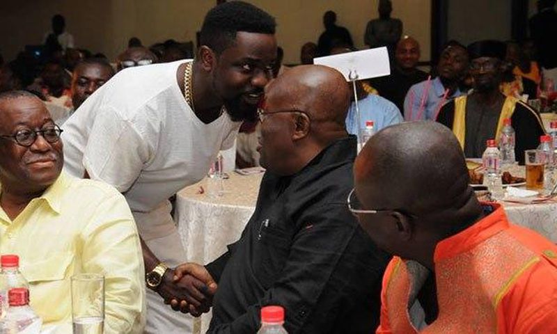 Sarkodie chats with President Nana Addo