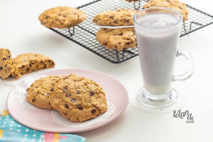 Coconut oil chocolate chip cookies