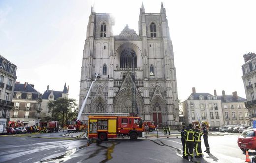 The blaze destroyed  the 17th-century organ of the cathedral in Nantes, as well as priceless artefacts and paintings