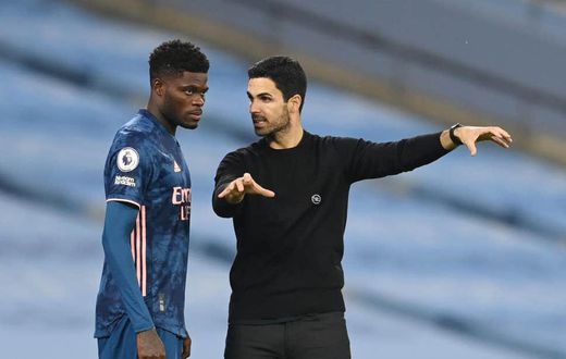 Thomas Partey marks Arsenal debut in defeat to Manchester City