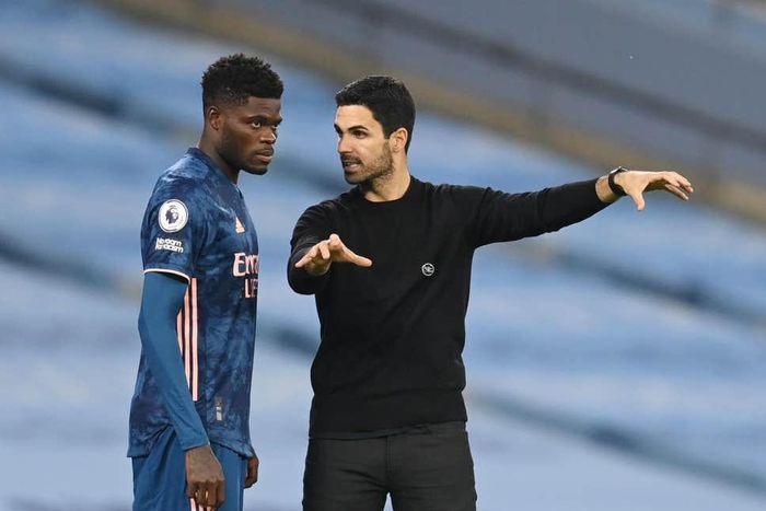 Thomas Partey marks Arsenal debut in defeat to Manchester City