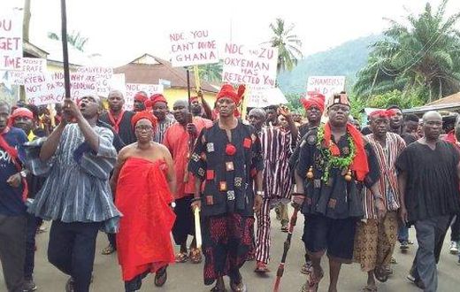 Okyeman demonstrate