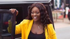 10 manières de porter des blazers comme une bosse inspirée par l'actrice Jackie Appiah