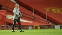 Ole Gunnar Solskjaer would love to land the Europa League as Manchester United manager a team he says humbly carried him as a player in their golden era under Alex Ferguson