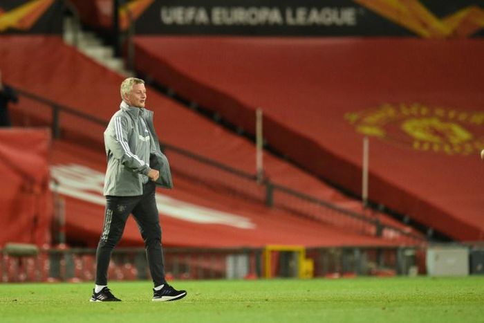 Ole Gunnar Solskjaer would love to land the Europa League as Manchester United manager a team he says humbly carried him as a player in their golden era under Alex Ferguson