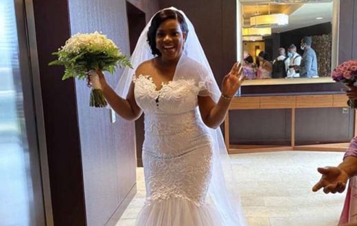 Joe Mettle's white wedding; see his bride