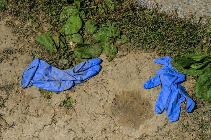 Police say 35 tonnes of gloves used at hospitals were ready to  be sold