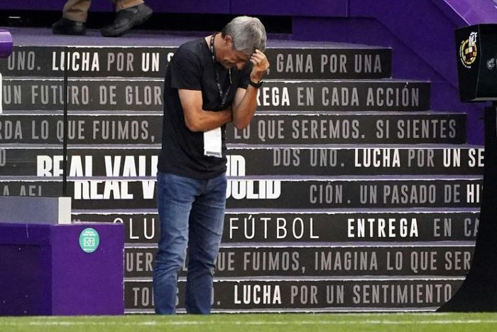 Barcelona coach Quique Setien is under pressure after a disappointing end to La Liga