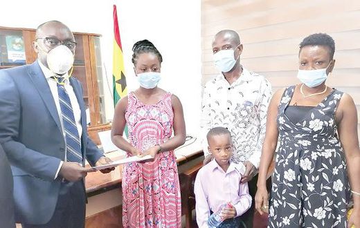 Bawumia gives scholarship
