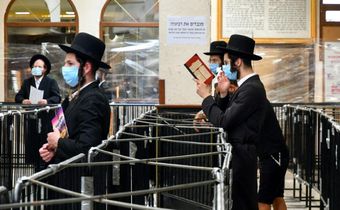 Hasidic Jews visit the tomb of Rabbi Nahman days before the Jewish New Year in the central Ukrainian town of Uman