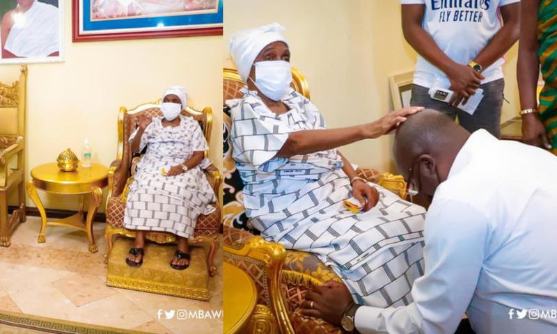 Bawumia kneels to receive a special blessing from Asantehemaa