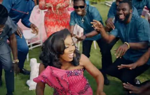 Nana Aba abd Clemento Suarez feature in Kuami Eugene's new music video