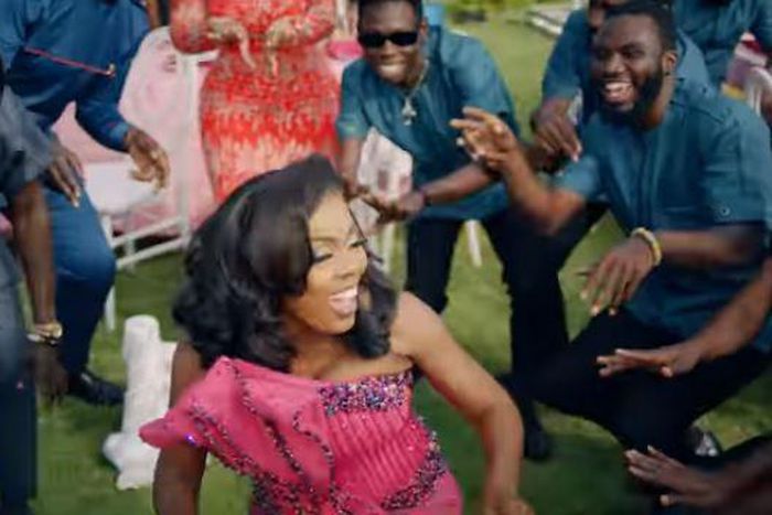 Nana Aba abd Clemento Suarez feature in Kuami Eugene's new music video