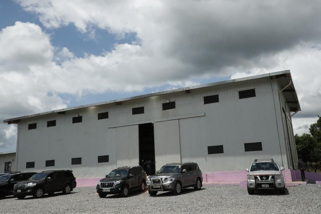 Bawumia Commissions 1,000 tonne warehouse at Asaam