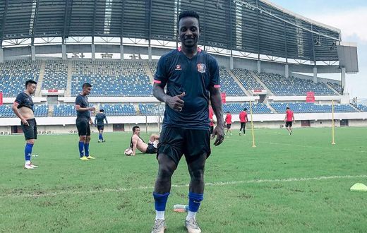 Tobi Junior has landed a deal with China's Jiangxi Liansheng