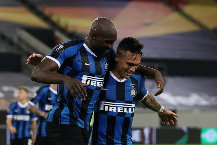 Deadly duo: Romelu Lukaku and Lautaro Martinez both scored twice in Inter's 5-0 thrashing of Shakhtar Donetsk
