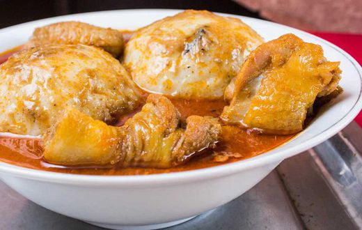 Omo-tuo with groundnut soup
