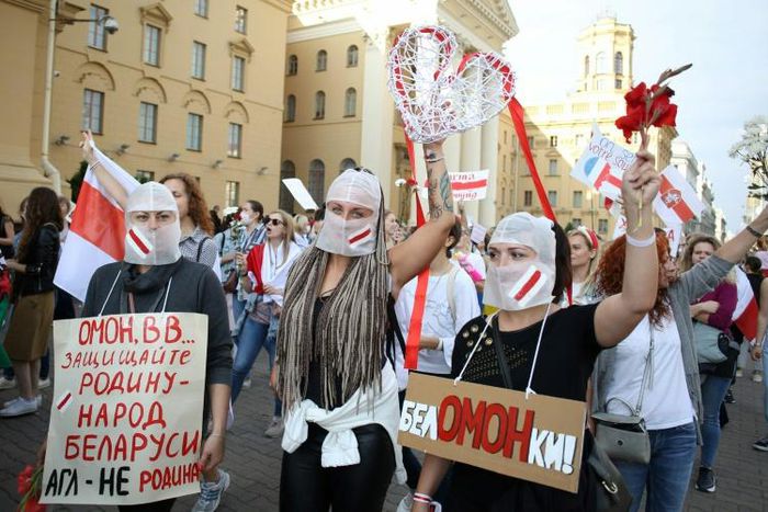 Opposition supporters in the capital Minsk keep the pressure on Belarus strongman Alexander Lukashenko, with a fresh demonstration planned for Sunday