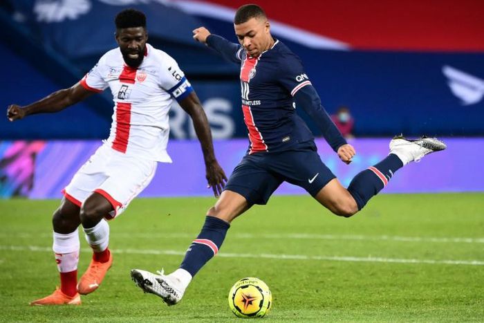 Kylian Mbappe has a hamstring problem