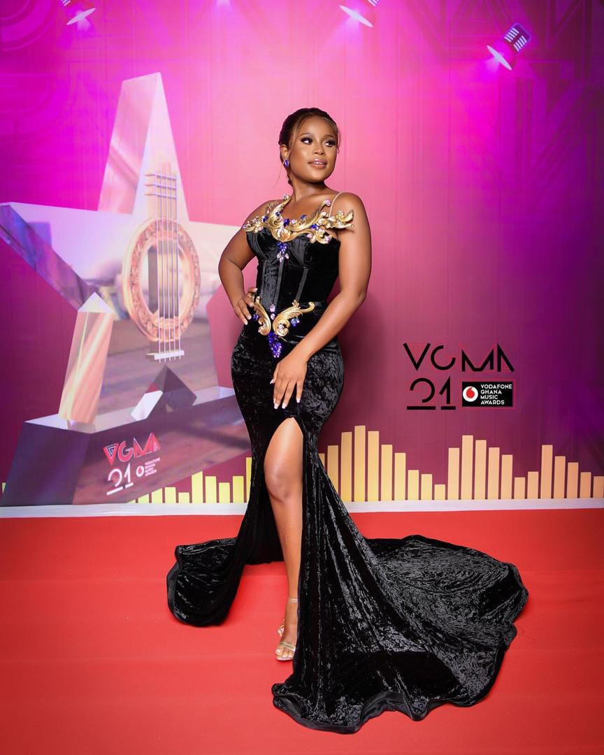 TV Host Berla Mundi on VGMA 2020 red carpet